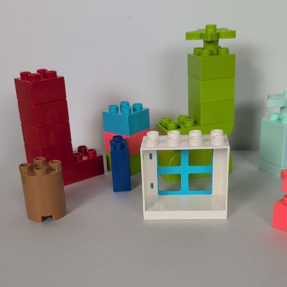 Lego Duplo Brick Box Building Set (Incomplete) - Picture 5 of 7